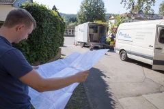 Zu sanierende Haltung vom Lageplan in Örtlichkeit aufsuchen
